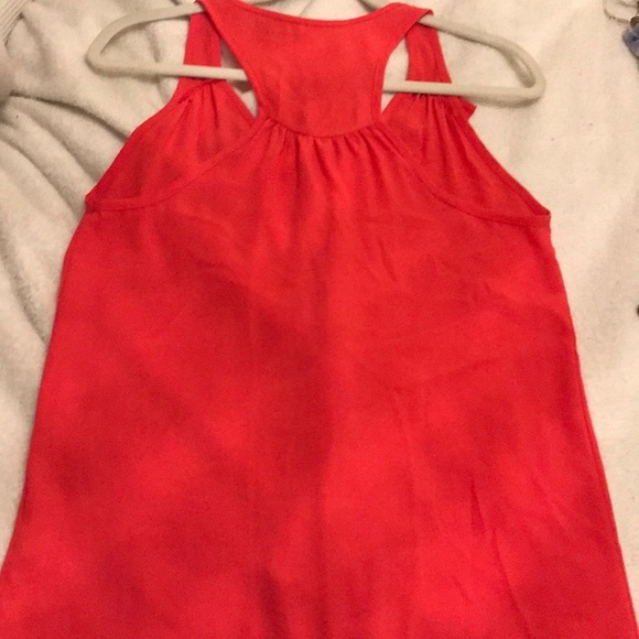 Guess sleeveless ruffle shirt. Size small. - Picture 2 of 5